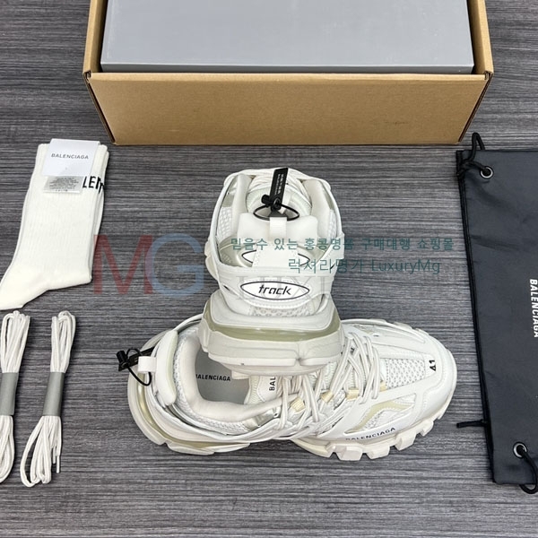 �߷��þư� ����Ŀ�� B088866