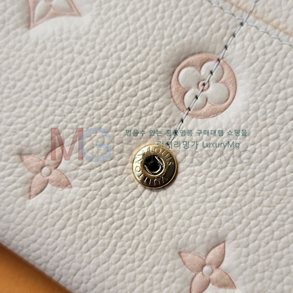 ���̺��� ���� ������ M27740-1