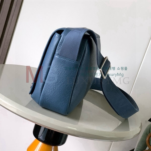 �ο��� ���� ũ�ν��� L9094-4