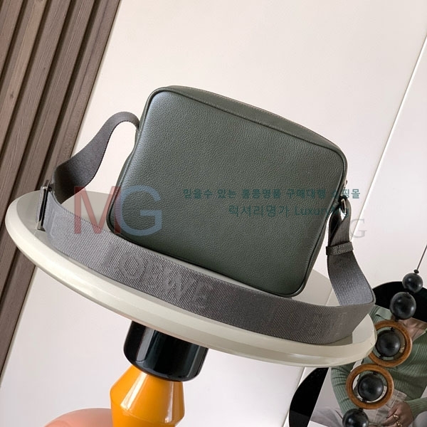 �ο��� ���� ũ�ν��� L9094-7