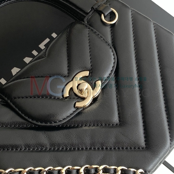 ��* �̴� �̸��� AS4416-62