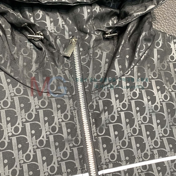 ���� ��� ���� 3833132