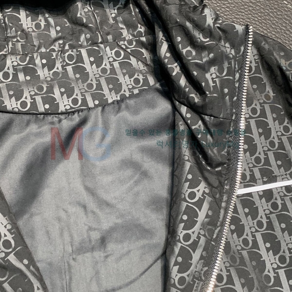 ���� ��� ���� 3833132