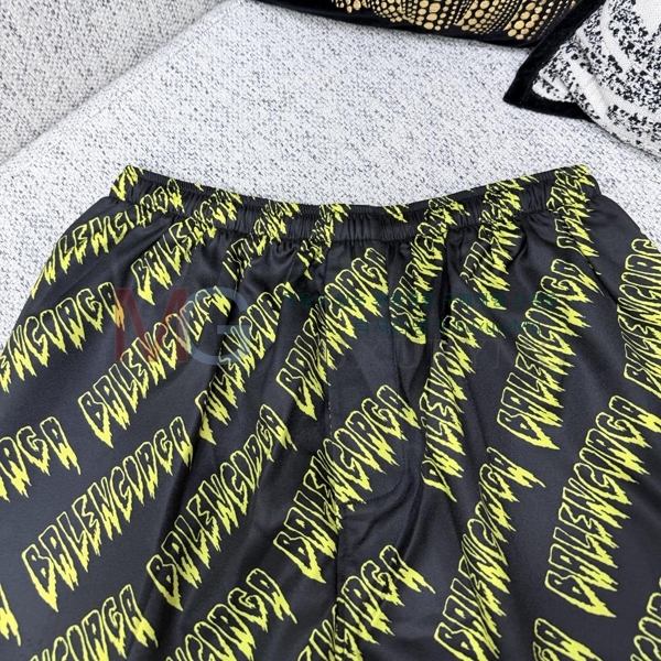 ���� �߷��þư� �ݹ��� 2343526