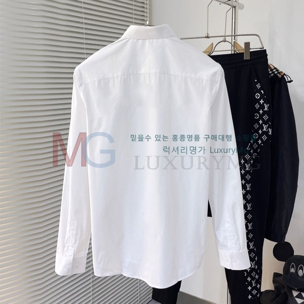 ���� ���� ���� 2343518-1