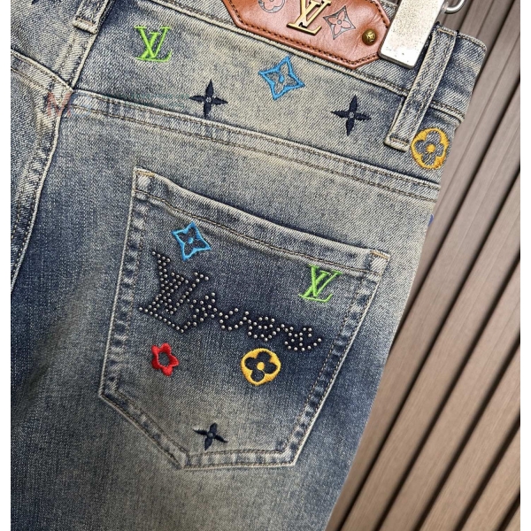 ���� ���̺��� û���� 2343441-1