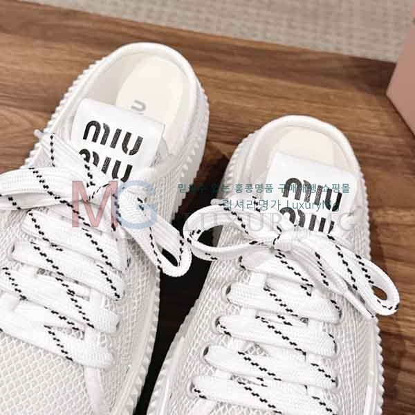 ���� �̿�̿� ����Ŀ�� M55603711-1