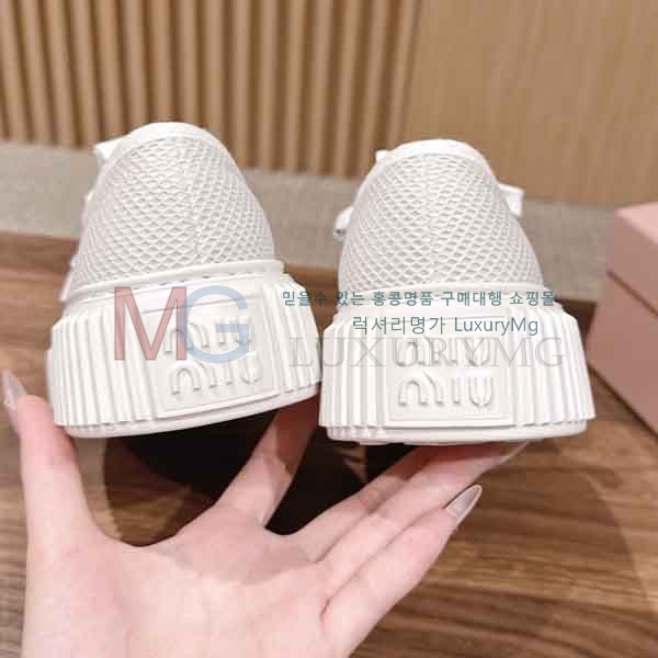 ���� �̿�̿� ����Ŀ�� M55603722