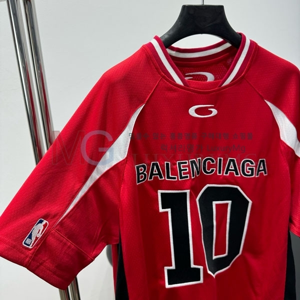 �������� �߷��þư� ���� Ƽ���� BL63404-8