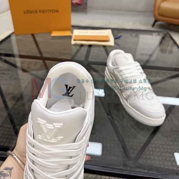 ���� ���̺��� ����Ŀ�� LV577806-2