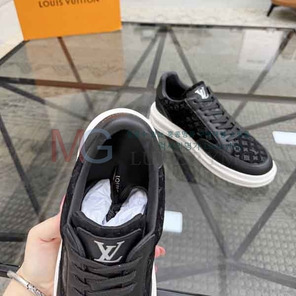 ���� ���̺��� ����Ŀ�� LV577320-4