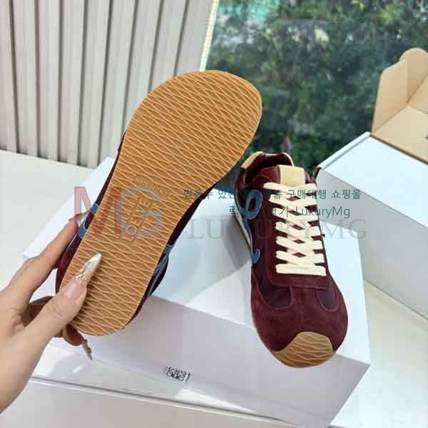 ���� �ο��� ����Ŀ�� LO666032-4