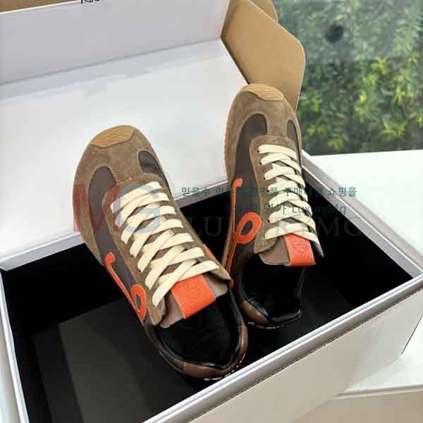 ���� �ο��� ����Ŀ�� LO666032-5