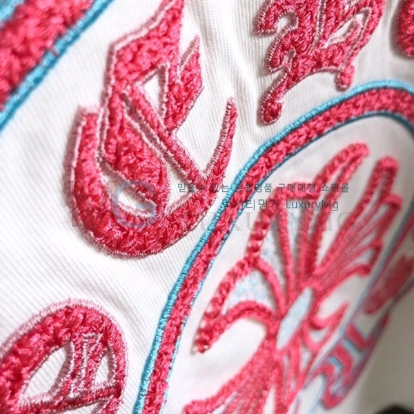 ���� ũ������ ����Ƽ 4524332