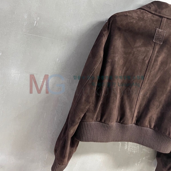 ���� �ο��� �簡�� ���� LOW244502-11