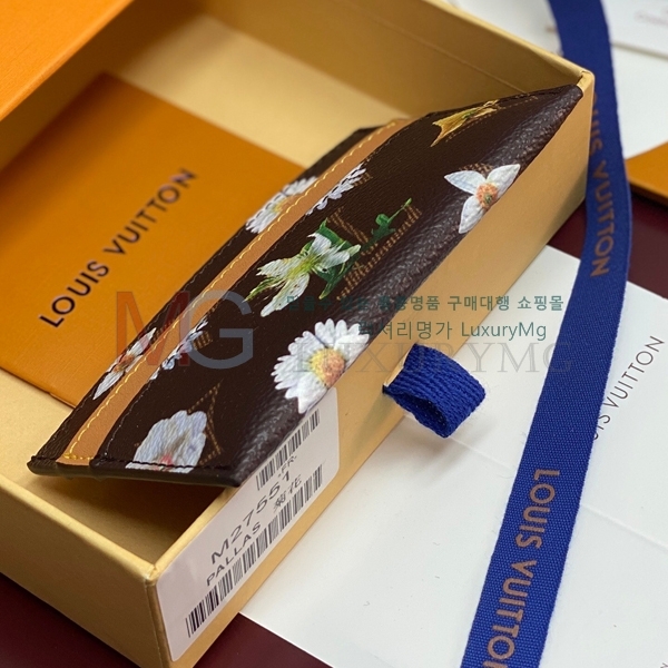 ���̺��� ī�� Ȧ�� M27551-1