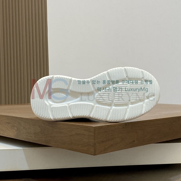 ���� ��**�� ����Ŀ�� MN5870705-6