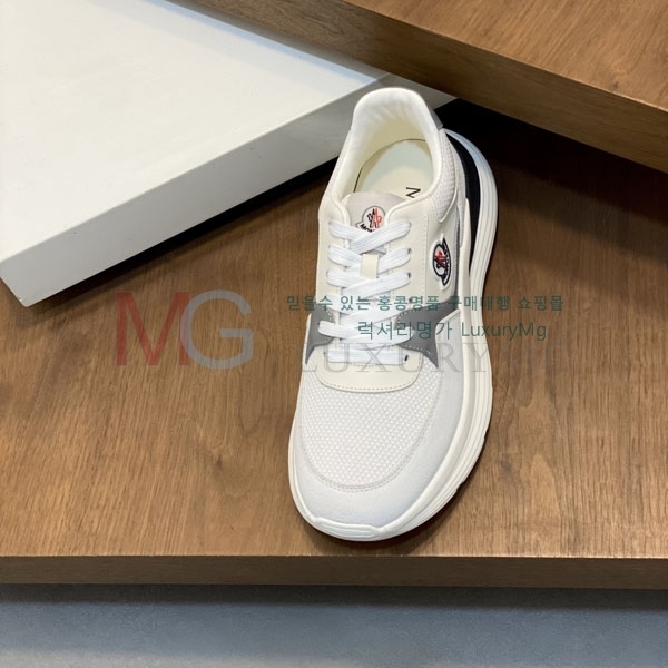 ���� ��**�� ����Ŀ�� MN5870705-5