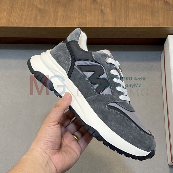 ���� ��**�� ����Ŀ�� MN5870705-2