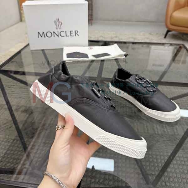 ���� ��**�� ����Ŀ�� M52280-4