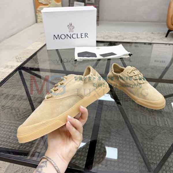 ���� ��**�� ����Ŀ�� M52280-1