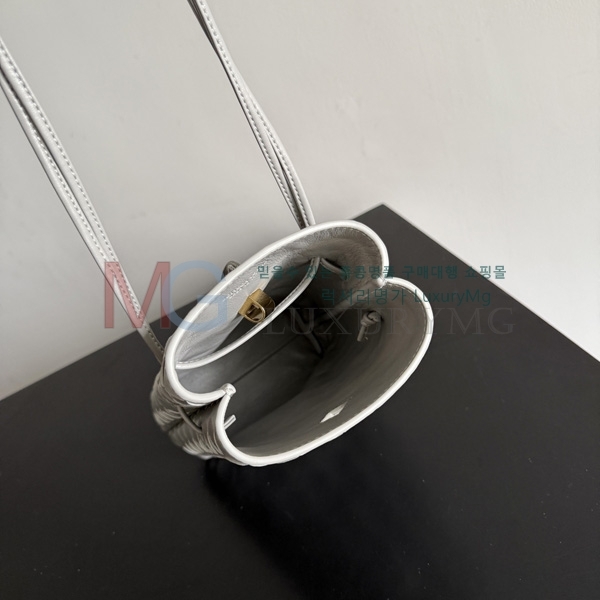 ���װ�����Ÿ �ȵ�Ƹ� �� �Ŀ�ġ 843890-3