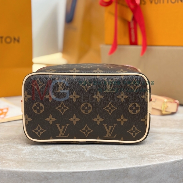 ���̺��� ũ���� ���Ϸ�Ʈ�� �� M15350-1