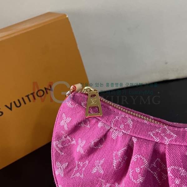 ���̺��� ����Ʈ �븮 M13571-2