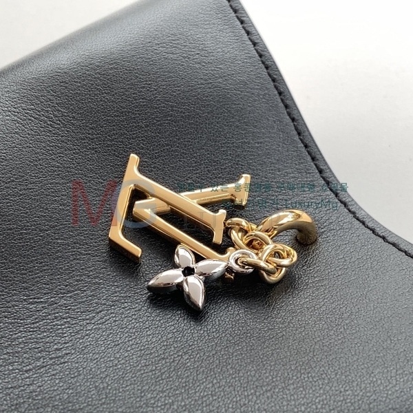 ���̺��� �̴� ȣ���� ����� M27260-1