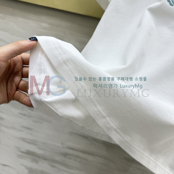 ���� ������ ���� Ƽ���� BUR542056-5