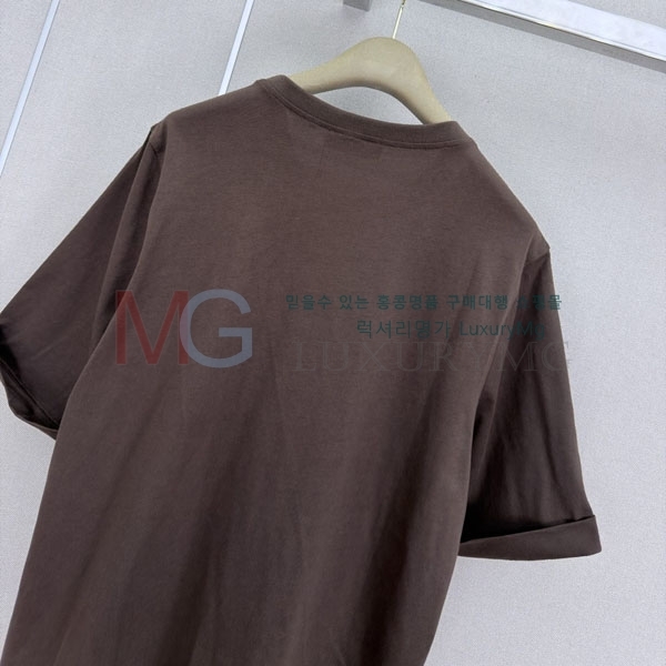 ���� ���ڷ� ��ġ�ڸ� ���� Ƽ���� BC2350623-2