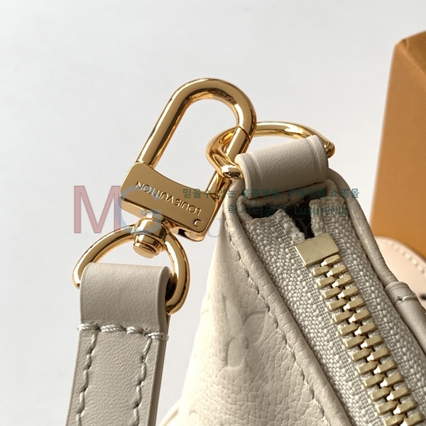 ���̺��� ��ī�̶��� PM M29153-1