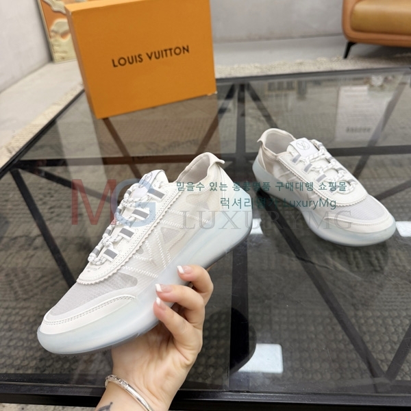�������� ����*�� �ȭ LV550480-2