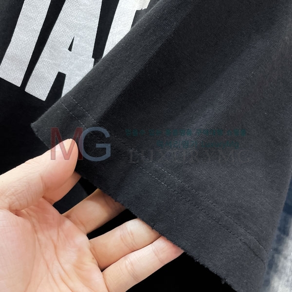 ���� �߷��þư� ���� Ƽ���� BL63408-3
