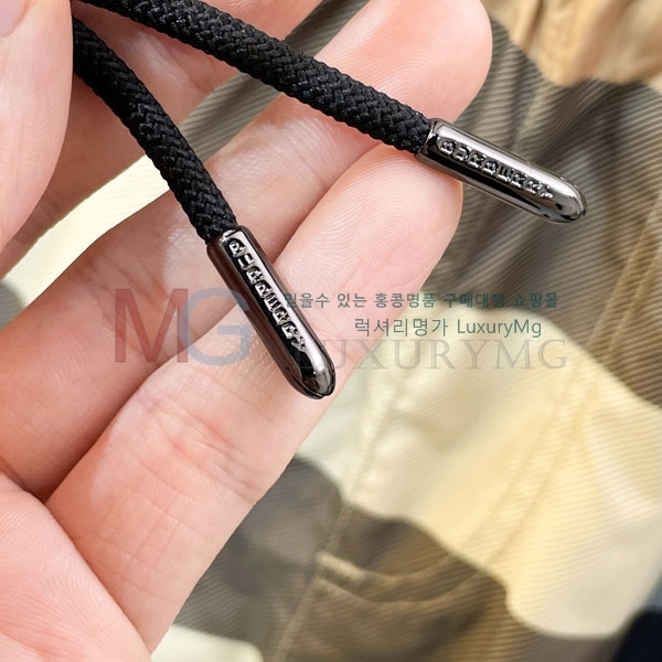 ���� ������ �ݹ��� B48211