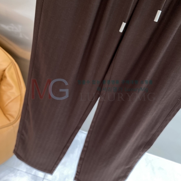 ���� �η��ǾƳ� ���� LP676746-3