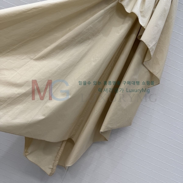 ���� �ο��� ��ĿƮ LW58594-4