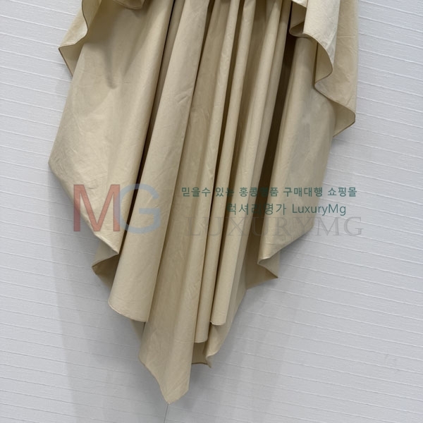 ���� �ο��� ��ĿƮ LW58594-4