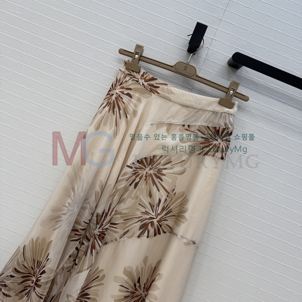 ���� ���ڷ� ��ġ�ڸ� ��ĿƮ BC345025-2