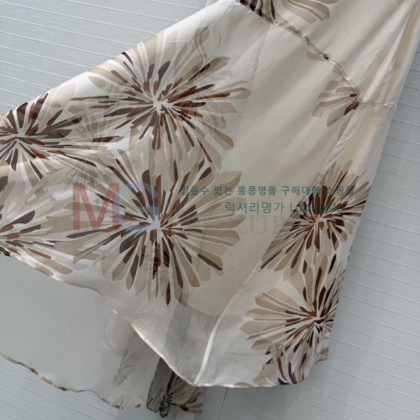 ���� ���ڷ� ��ġ�ڸ� ��ĿƮ BC345025-2