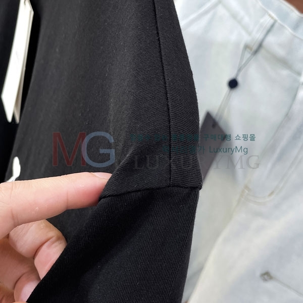 ���� �ƹ� ���� Ƽ���� AM094113-1