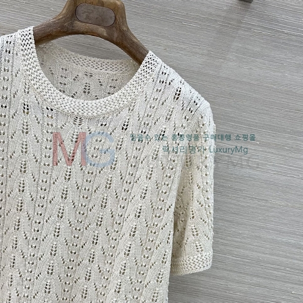 ���� ���ڷ� ��ġ�ڸ� ���� Ƽ���� BC234520-5