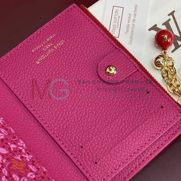 ���̺��� Ŭ���� ���� M28981-4