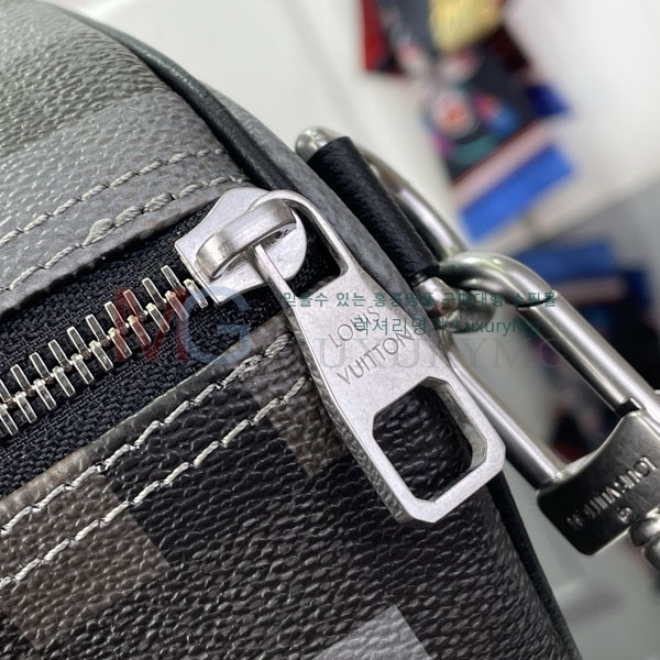 ���̺��� ���ǵ� 30 M28977-1