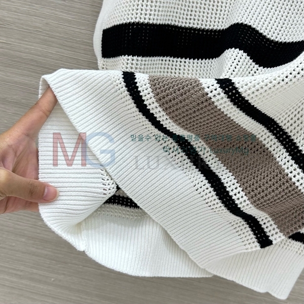 ���� ���ڷ� ��ġ�ڸ� ���� Ƽ���� BC235088-1