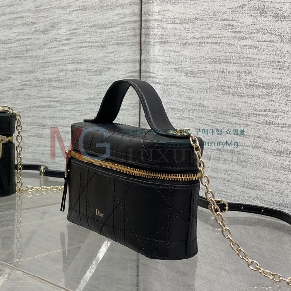 ��� �̴� ����Ƽ�� D565001-1