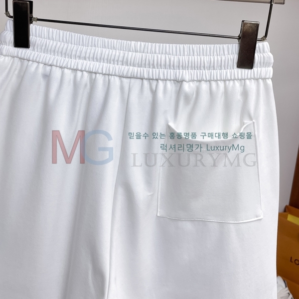 ���� ũ������ �ݹ��� 23436116-1
