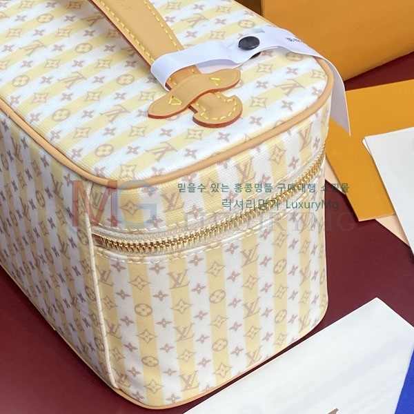 ���̺��� �Ͻ� �̴� ����Ƽ ���̽� M28702-1