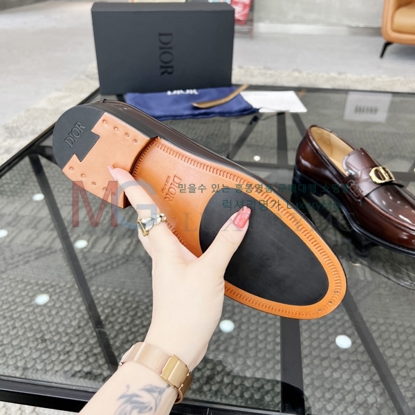 ���� ��� ���� P0699045-4