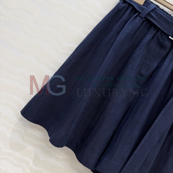 ���� ���ڷ� ��ġ�ڸ� ��ĿƮ BC56759859-2